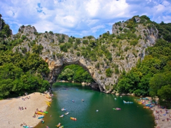 canoe-saint-martin-ardeche_sem-resort-hero